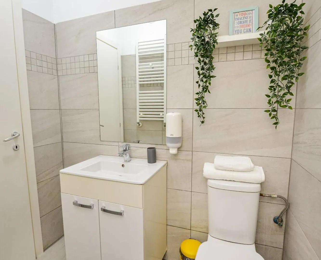Apartment Dracula Adventure Tours Accommodation Bucharest