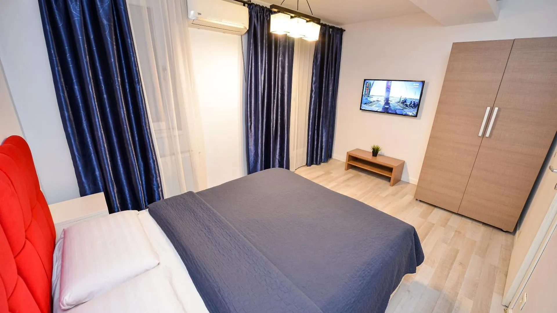 Dracula Adventure Tours Accommodation Bucharest 0*,