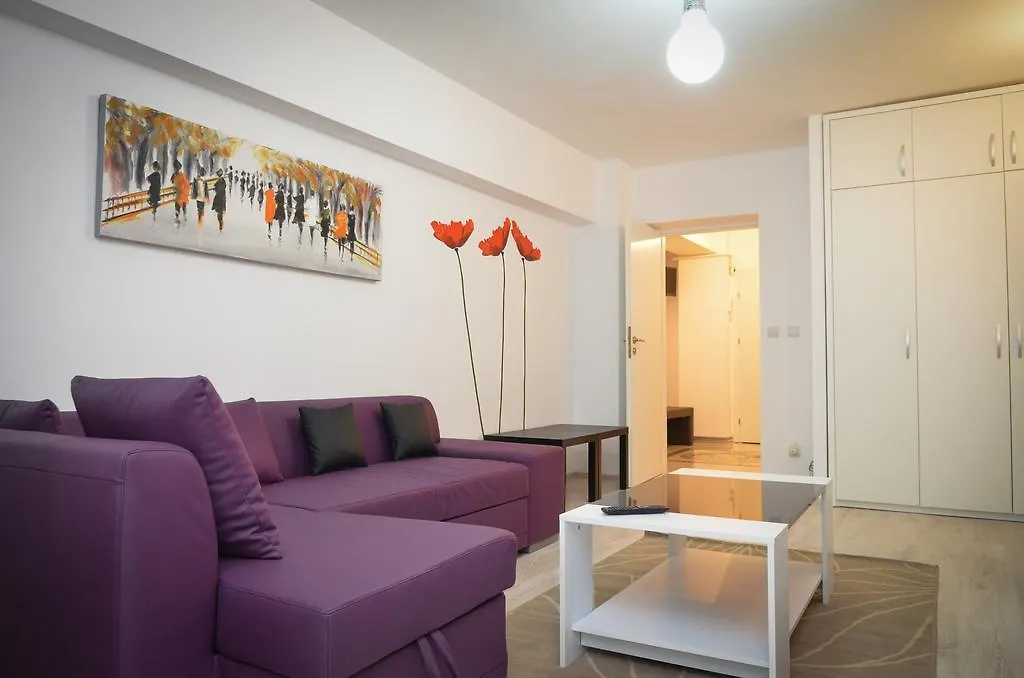 Dracula Adventure Tours Accommodation Bucarest 0*,  Rumanía