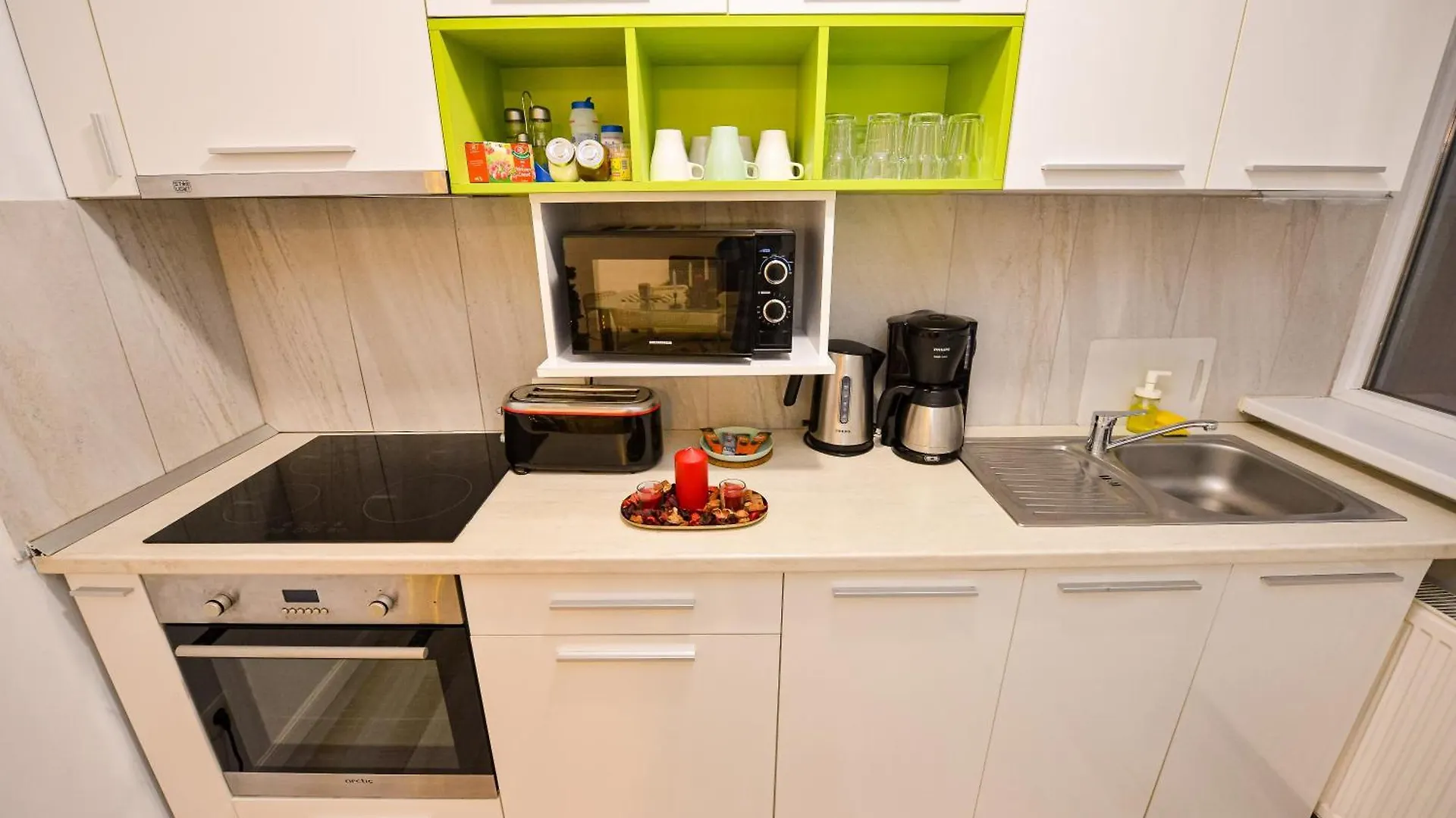 Apartamento Dracula Adventure Tours Accommodation Bucarest Rumanía