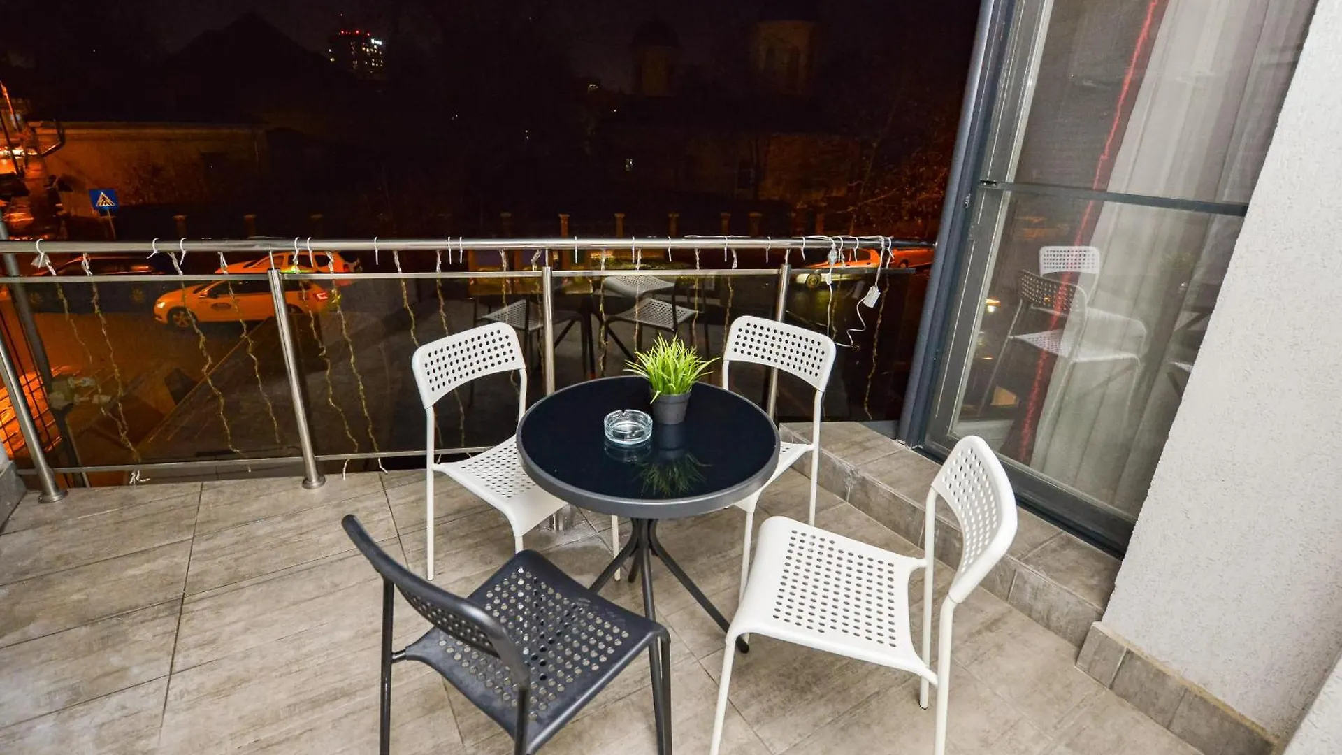 Dracula Adventure Tours Accommodation Bucarest Apartamento