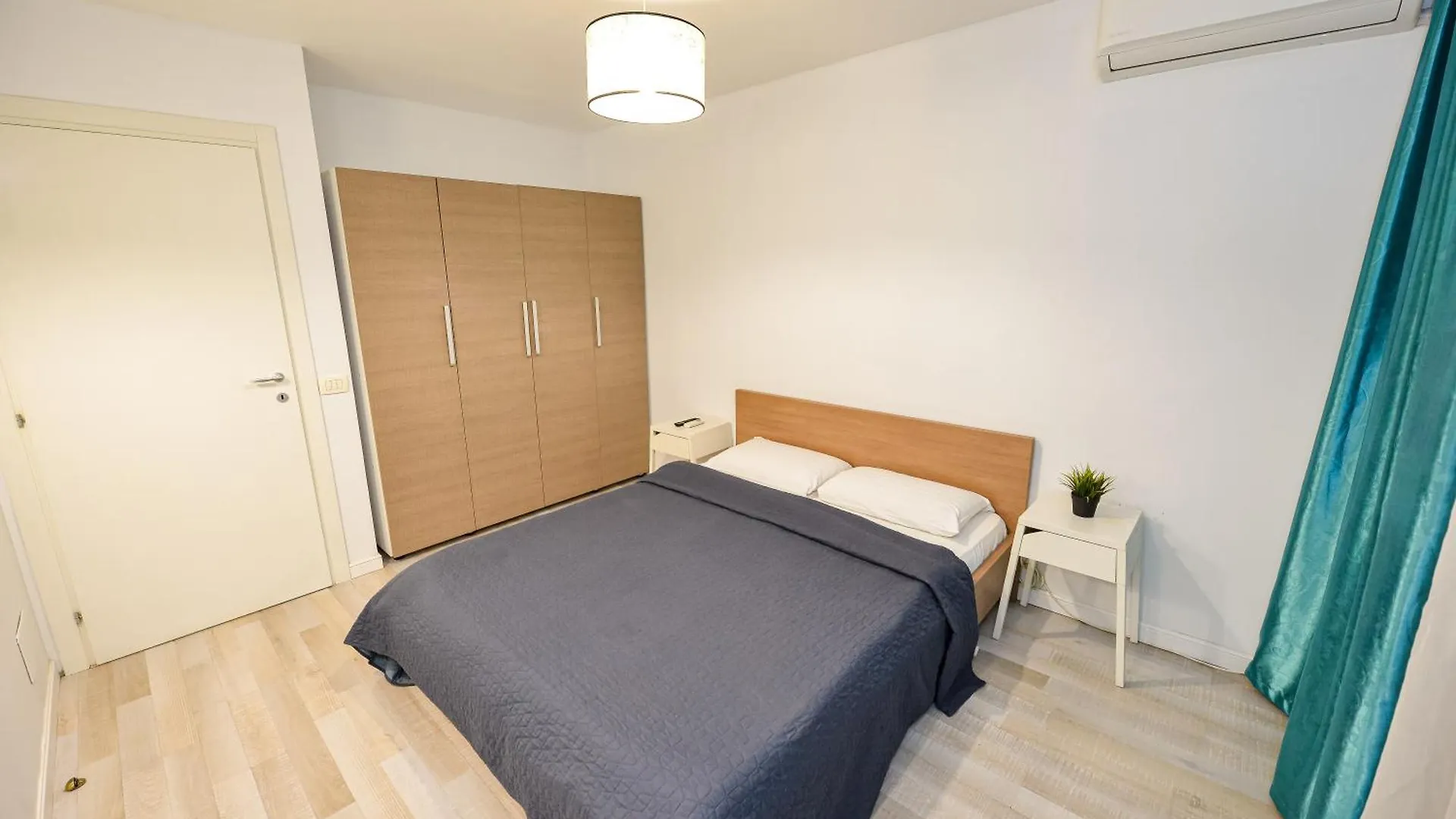Apartamento Dracula Adventure Tours Accommodation Bucarest Rumanía