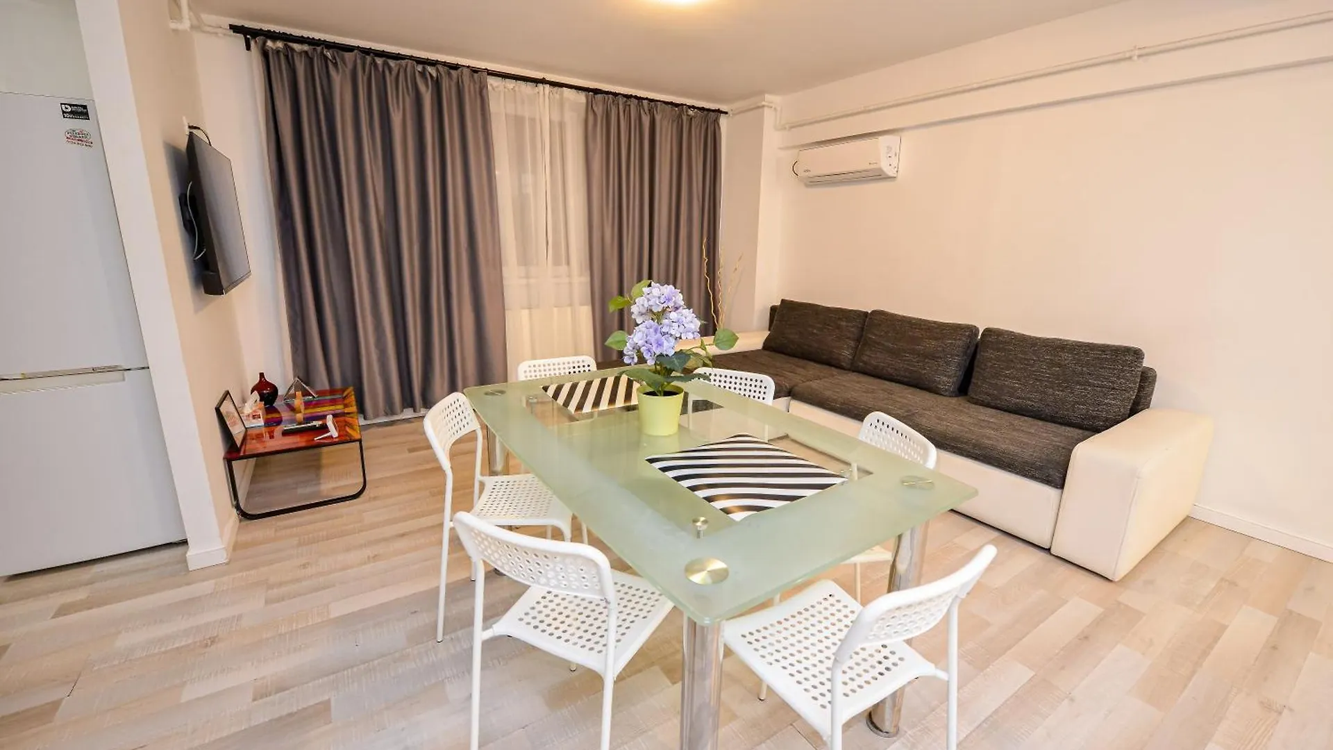 Apartamento Dracula Adventure Tours Accommodation Bucarest
